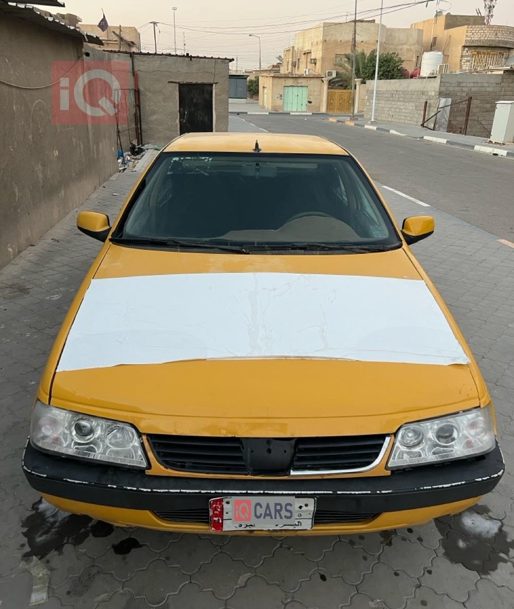 Peugeot 405